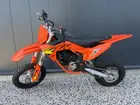 ktm-e-sx-elec-2025-manual-11-km-essence-2