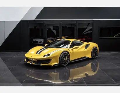 FERRARI 488