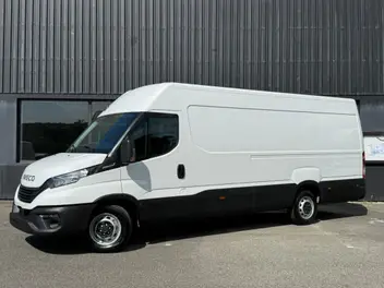 iveco-daily-v-phase-3-2026-manual-10-km-diesel
