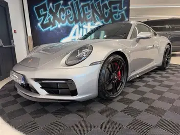 PORSCHE