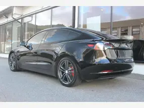 tesla-model-3-2021-auto-48569-km-électrique-1