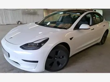 tesla-model-3-2021-auto-45978-km-électrique