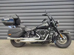 harley-davidson-softail-h-classic-1868-2020-manual-46300-km-essence-1