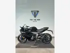 triumph-daytona-2026-manual-161-km-essence-2