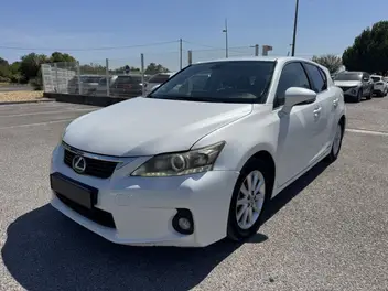 LEXUS