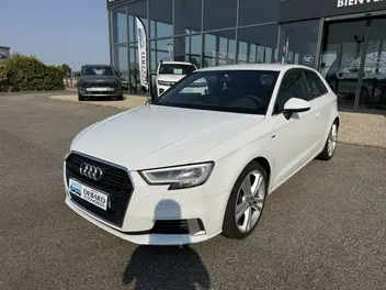 AUDI