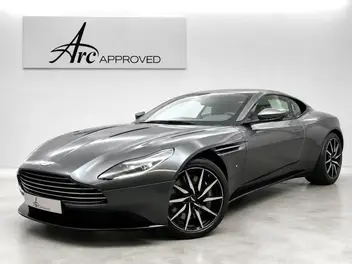 aston-martin-db11-2017-auto-19959-km-essence