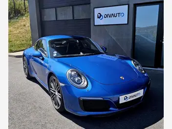 PORSCHE