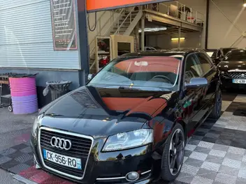 AUDI