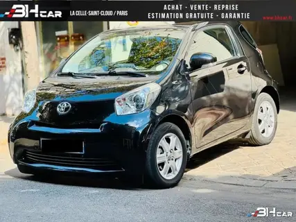TOYOTA IQ