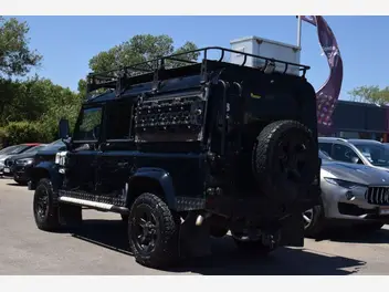 LAND ROVER