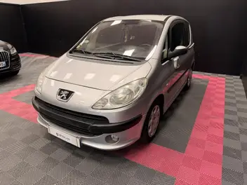 PEUGEOT
