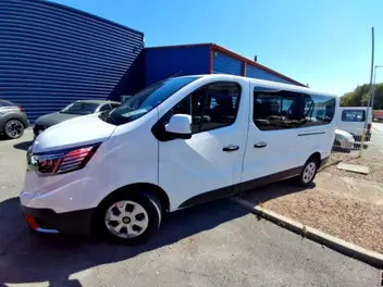renault-trafic-iii-combi-2025-manual-9905-km-diesel