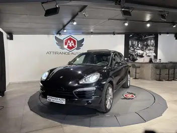 PORSCHE