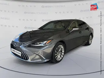 LEXUS