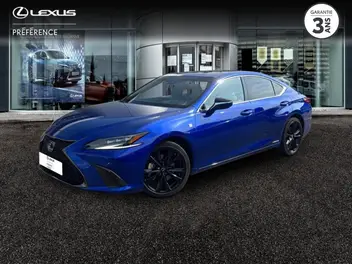 LEXUS