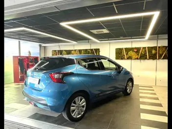 NISSAN