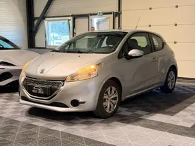 peugeot-208-2013-manual-146000-km-essence-1