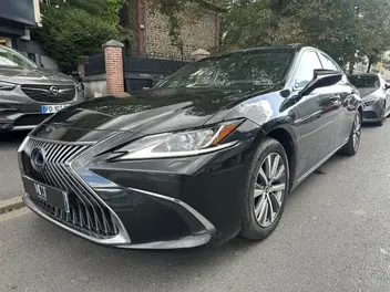 LEXUS