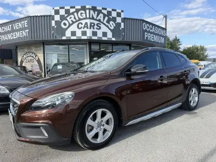 VOLVO V40 CROSS COUNTRY