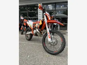 ktm-exc-300-2024-manual-4002-km-essence-1