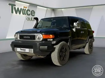 toyota-fj-cruiser-2007-auto-188000-km-essence