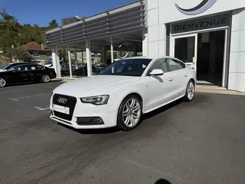 AUDI