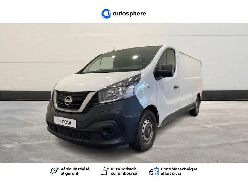 NISSAN NV300