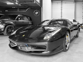 FERRARI