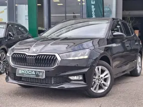 skoda-fabia-iv-2025-auto-8800-km-essence-1