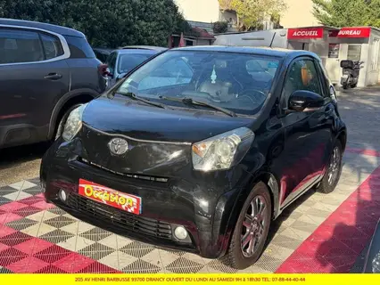 TOYOTA IQ