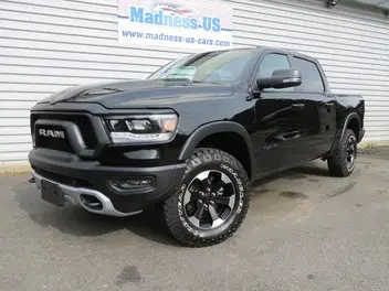 dodge-ram-2022-auto-32-km-essence
