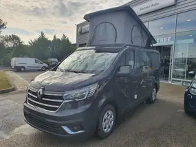 renault-trafic-iii-combi-phase-2-2023-manual-95-km-diesel-1