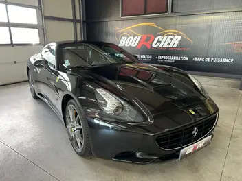 ferrari-california-2010-auto-51000-km-essence