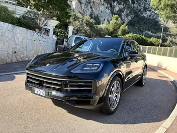 porsche-cayenne-iii-phase-2-2024-auto-17700-km-hybrides