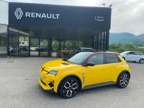 renault-r5-ii-2024-auto-15000-km-électrique-1