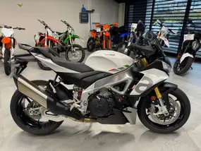 aprilia-tuono-1100-2023-6500-km-1