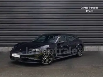 porsche-taycan-2023-auto-11562-km-électrique