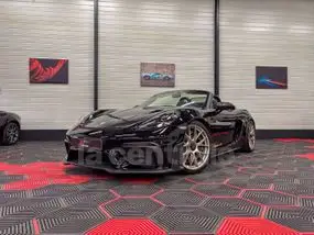 porsche-718-spyder-2024-auto-7890-km-essence-1