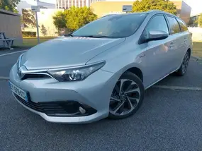 toyota-auris-ii-touring-sports-phase-2-2018-auto-83350-km-hybrides-1