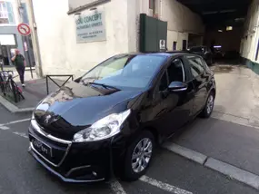 peugeot-208-affaire-phase-2-2019-manual-20600-km-essence-1