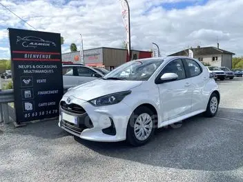 toyota-yaris-iv-2023-auto-64200-km-hybrides