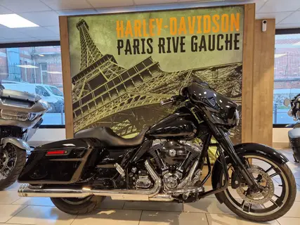 HARLEY DAVIDSON CVO STREET GLIDE