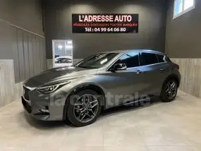 infiniti-q30-2017-auto-72118-km-essence-1