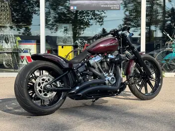 HARLEY DAVIDSON SOFTAIL BREAKOUT 1868