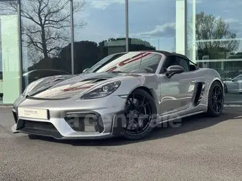 porsche-718-spyder-2023-auto-3900-km-essence