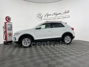 volkswagen-t-roc-phase-2-2022-manual-28000-km-essence