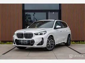 bmw-x1-u11-2023-auto-30556-km-essence-1