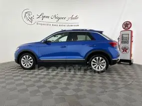 volkswagen-t-roc-2021-manual-28000-km-essence-1