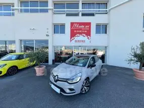 renault-clio-iv-2016-auto-24029-km-essence-1